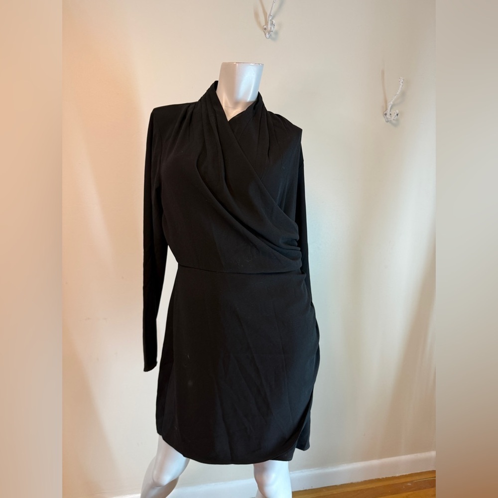 H & M Draped Wrap Dress Black Medium Faux Wrap V Neck EUC - Picture 2 of 7